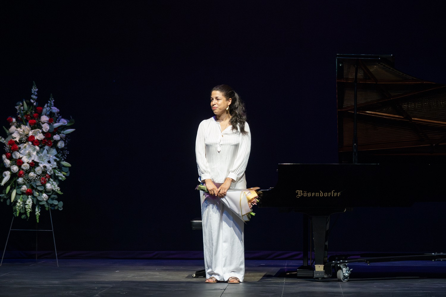 Emociona Célimène Daudet con su expresivo piano