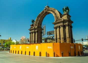 Arco de la Independencia avanza en su restauración