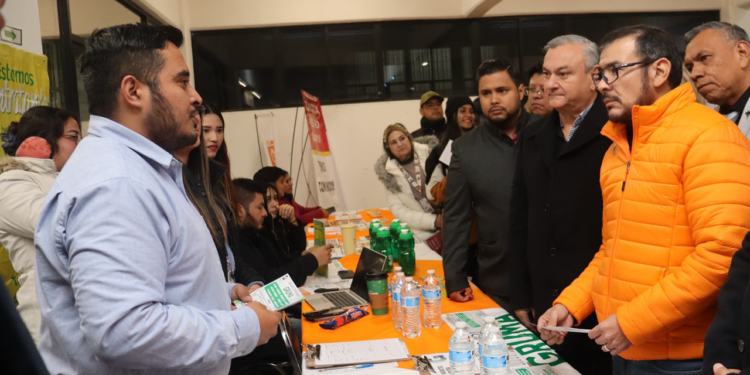 Atiende Secretaría del Trabajo demanda laboral de buscadores de empleo