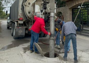 Intensifica Secretaría de Recursos Hidráulicos trabajos de saneamiento en diversos municipios de Tamaulipas