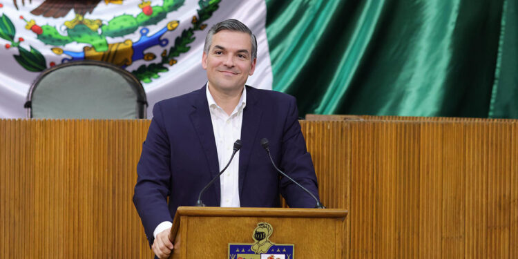 Garantizan traslados ambulatorios de pacientes