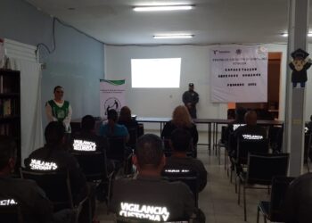 Recibe CEDES  capacitación en materia de derechos humanos