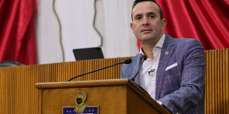 Piden que municipios reparen drenaje colapsado