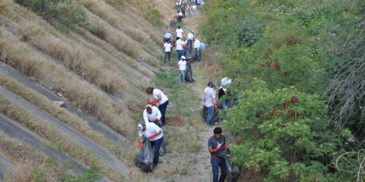 Impulsan CONAGUA y Secretaría de Recursos Hidráulicos jornada de saneamiento en el río San Marcos