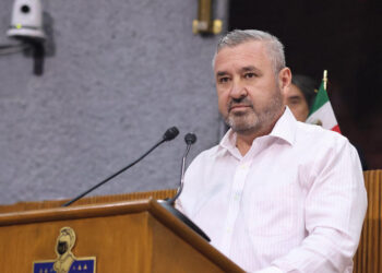 Aprueba Congreso tipificar el acecho como delito