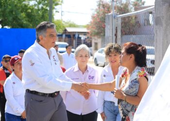 «Aquí estamos para ayudarlos»; Américo y María llevan apoyos a familias de Reynosa