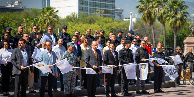 Arranca Gobernador de NL Operativo de Semana Santa