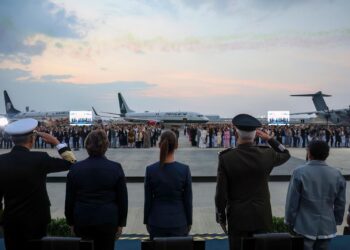 Inaugura Claudia Sheinbaum feria aeroespacial México 2025 en Zumpango, Estado de México