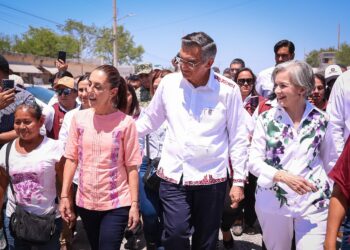 La presidenta Claudia y el gobernador Américo visitan a damnificados de Reynosa