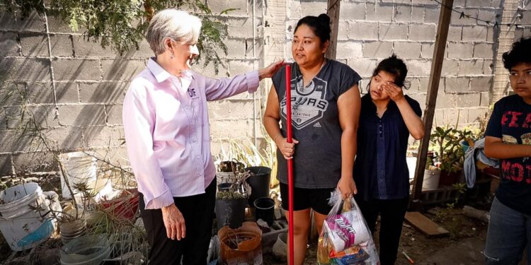Mantiene DIF Tamaulipas atención a familias en colonias afectadas por lluvias e inundaciones en Reynosa