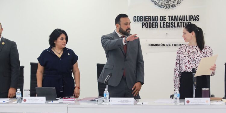 Recibe la Legislatura 66 informe detallado del Secretario de Turismo sobre avances en el sector