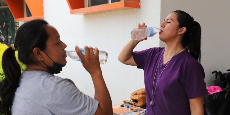 Recomienda SST extremar medidas preventivas por altas temperaturas