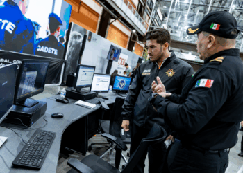 Recorre Samuel García la Expo Fuerza Civil e invita a la ciudadanía a conocer la mejor policía de México