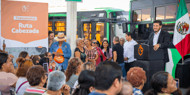 Arranca Samuel García operación de nuevas unidades de transmetro para Talleres y San Bernabé