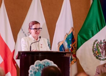 Encabeza Ninfa Cantú Deándar inauguración de la Expo Proveedor Industrial Matamoros 2025