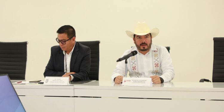 González tendrá capus del IPN; Las y los Diputados apoyan al Alcalde