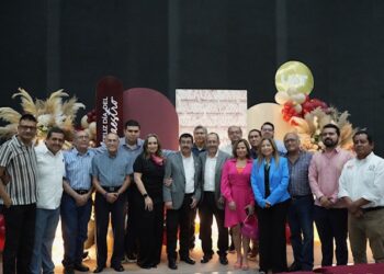 Reafirma rector de la UAT su reconocimiento al personal académico