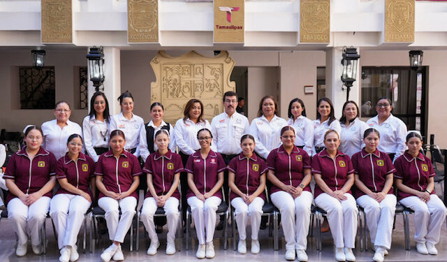 Rector de la UAT reconoce labor humanista de enfermeras y enfermeros