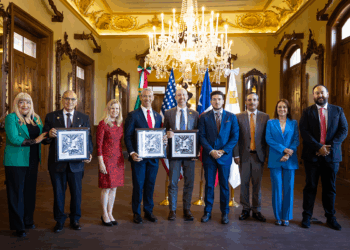 Se reúne Gobernador con Alianza de Alcaldes del Sur de Texas