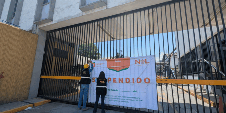 Suspende Medio Ambiente actividades de PYOSA por derrame de líquidos