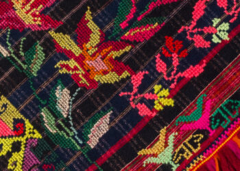 Disertará sobre la creatividad y vigencia del arte textil