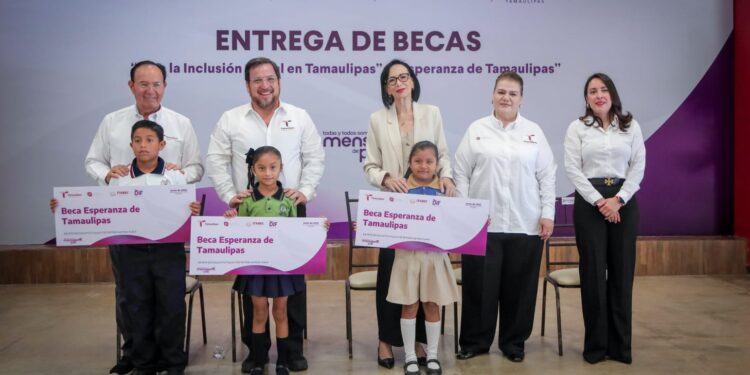 Entrega DIF Tamaulipas más de 1,800 becas a niñas, niños y jóvenes en situación de vulnerabilidad
