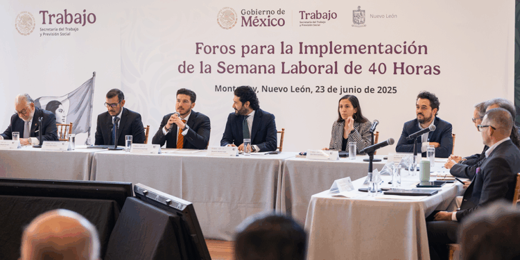 Participa Gobernador en Foro para la Implementación de la Semana Laboral de 40 horas
