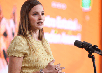 Presenta Mariana Rodríguez Centro Estatal de Atención Animal para combatir maltrato