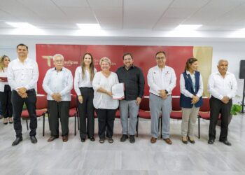 Entrega SET nombramientos de promoción a docentes y personal administrativo en Normales de Tamaulipas