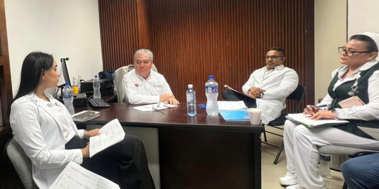 Garantiza comando estatal interinstitucional del sector salud atención médica en hospitales públicos