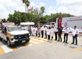 Refuerza Américo seguridad en San Fernando y la región con entrega de nuevas patrullas