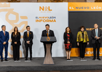 Refuerza Samuel García su gabinete