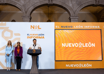 Modelo Nuevo León coloca al estado como líder nacional en servicios de salud y reducción de pobreza.- Samuel García