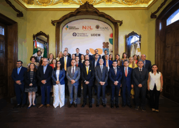 Presenta Gobernador Ponte Nuevo, Ponte Mundial al Consejo NL