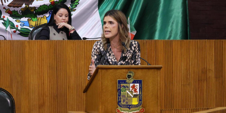 Profepa debe investigar maltrato a osa Mina en la pastora