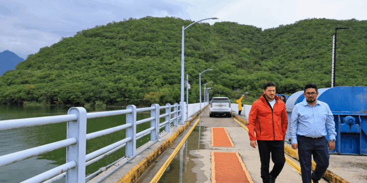 Supervisa Gobernador apertura de compuertas en Presa La Boca y recorre ríos en región citrícola
