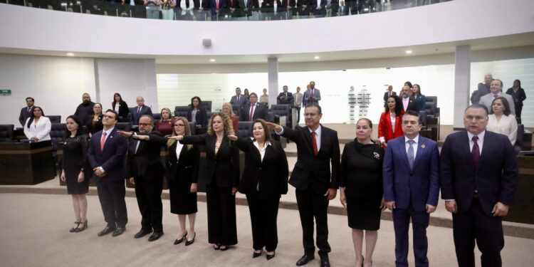 Congreso del Estado instala Periodo y toma protesta al Órgano de Administración Judicial
