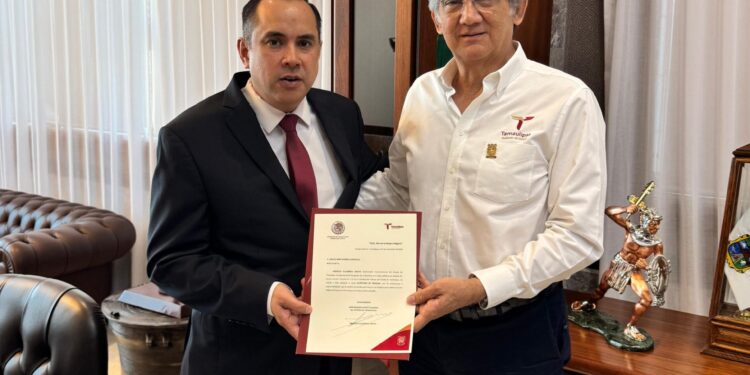 Designa gobernador Américo Villarreal Anaya a nuevo secretario de Finanzas