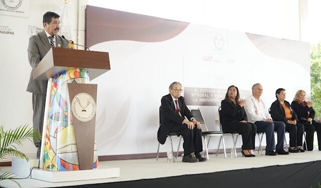 Inaugura rector Congreso Internacional de la Facultad de Enfermería Victoria