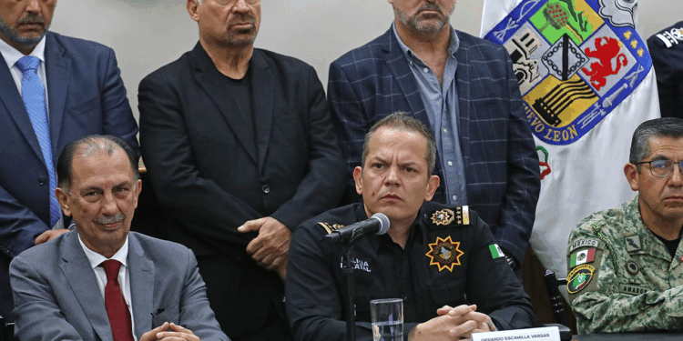 Inician operativos para detectar vehículos de otros estados en Nuevo León