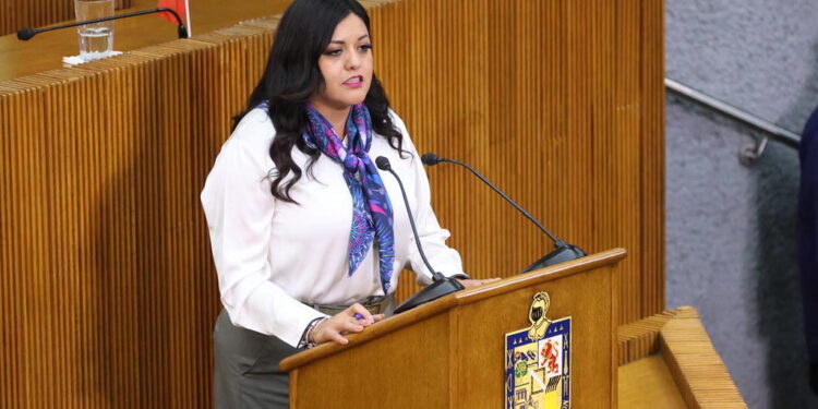 Incrementa Congreso penas por maltrato contra animales de compañía