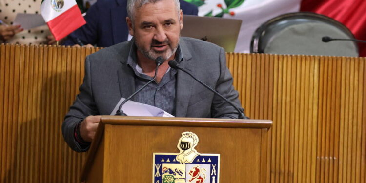 Reforman penas en delitos de despojo de bienes