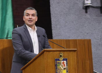 Propone Mauro Guerra incluir en la ley, figura del sistema de etiquitado con certificación ambiental