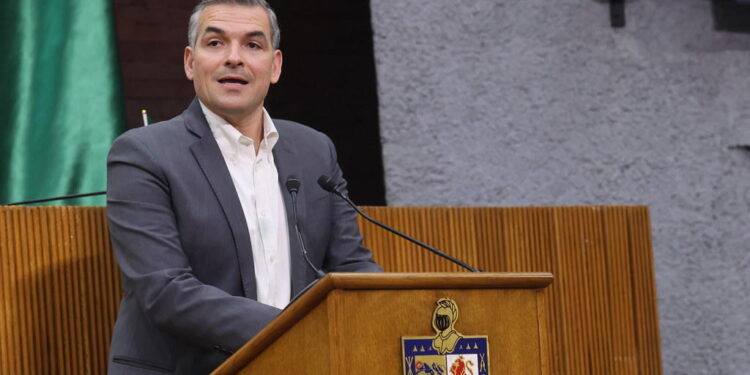 Propone Mauro Guerra incluir en la ley, figura del sistema de etiquitado con certificación ambiental