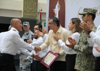 Reconoce gobernador al equipo de Protección Civil y a Servicios Aéreos de Tamaulipas