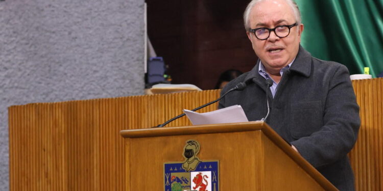 Exige Héctor Morales transparencia en proyecto de la autopista interserrana