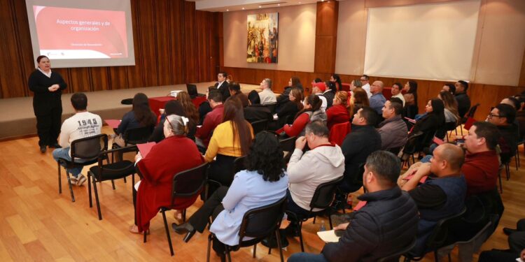 Fortalece Secretaría de Finanzas capacitación del personal para mejorar la atención a las y los tamaulipecos