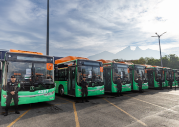 Refuerzan transporte con 35 nuevas unidades para la Ruta 223