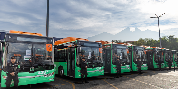 Refuerzan transporte con 35 nuevas unidades para la Ruta 223