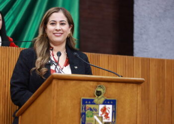 Busca Bere Martínez evitar uniones tempranas en Nuevo León